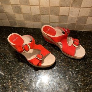 Dansko red sandals - Size 38
